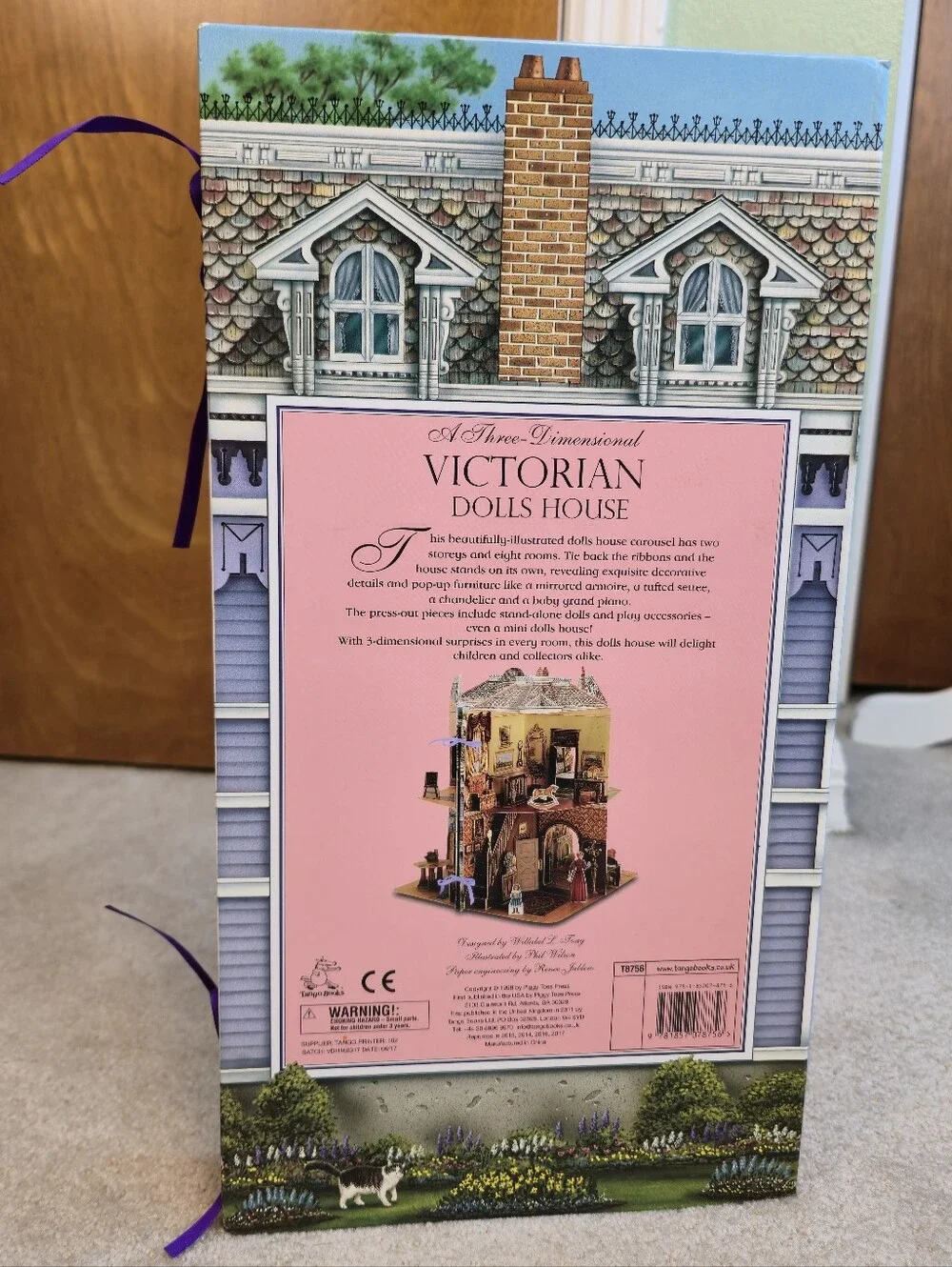 Three Dimensional Victorian Doll House Fold Out with Paper Dolls - Picture 4 of 9